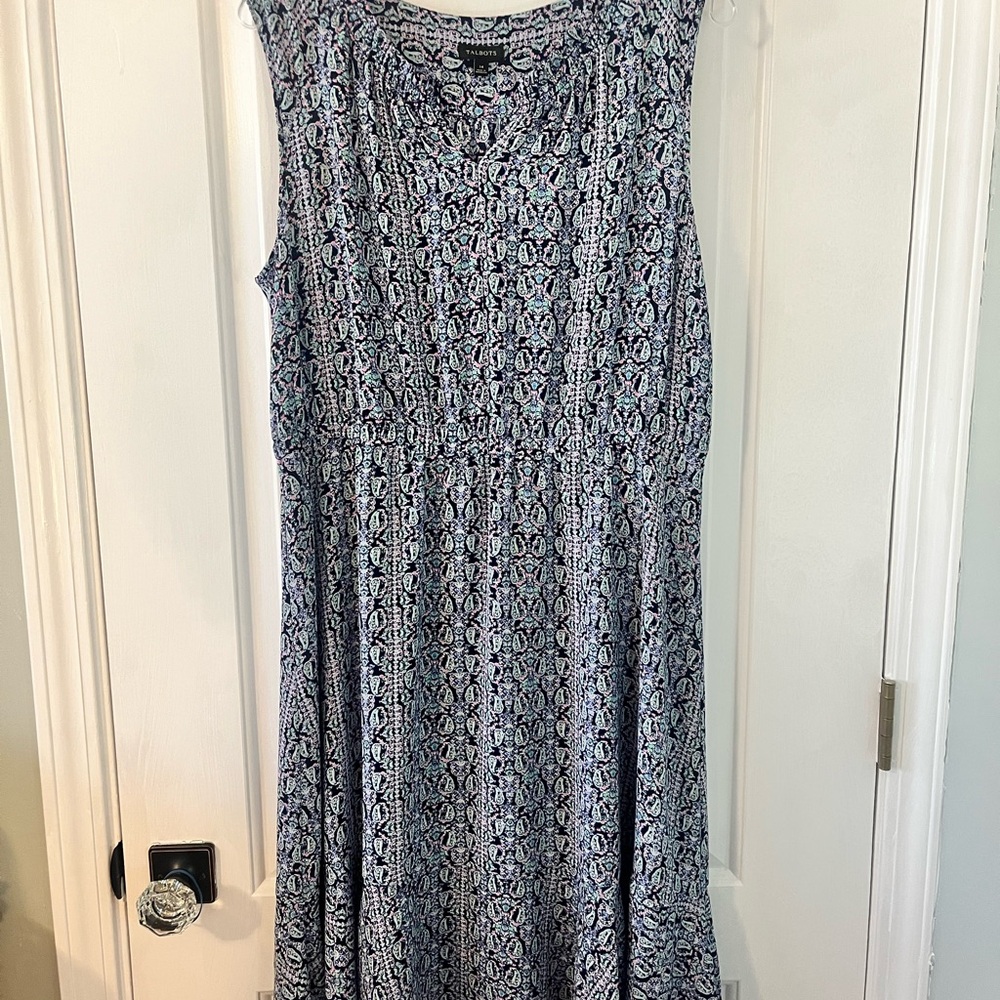 Sleeveless Spring Paisley Dress